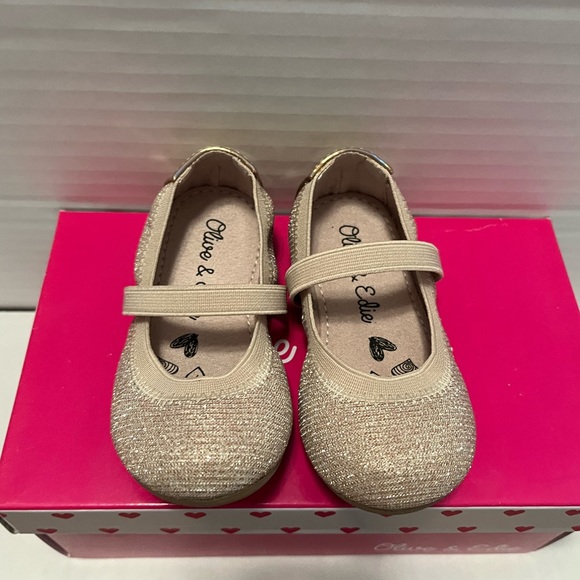 Olive & Edie Toddler Shoes - Picture 2 of 2
